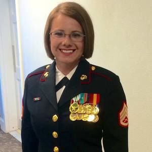 Meet your Posher, Leslie